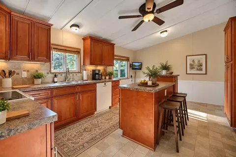 Kitchen - 836 Harman Way S #56, Orting, WA 98360 photo 1 of 4