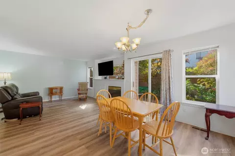 Dining - 1924 187th Pl SE, Bothell, WA 98012 photo 1 of 1