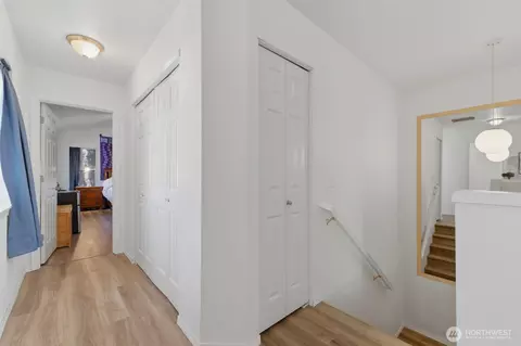 Entry Way - 1924 187th Pl SE, Bothell, WA 98012 photo 4 of 4
