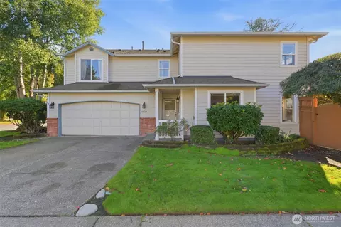 Exterior - 1924 187th Pl SE, Bothell, WA 98012 photo 2 of 9