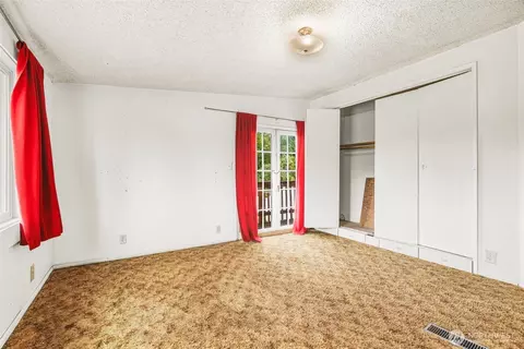 Bedroom - 2535 30th Ave, Longview, WA 98632 photo 2 of 5