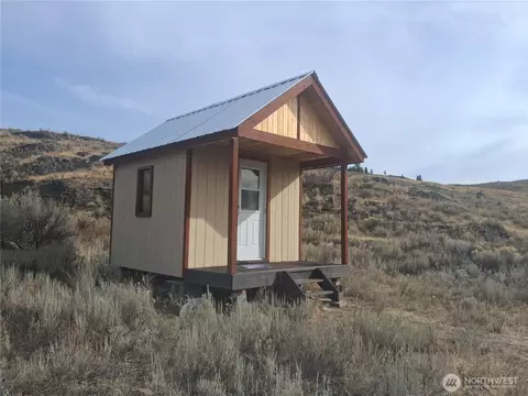 0 Paradise Point Rd, Tonasket, WA 98855