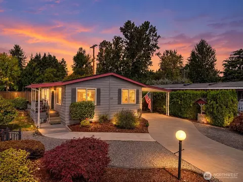 11436 SE 208th St #131, Kent, WA 98031