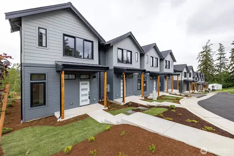 1105 Divine Ln, Bellingham, WA 98229