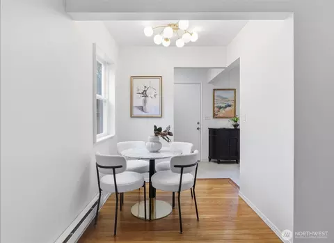 Dining - 2907 18th St, Everett, WA 98201 photo 1 of 3