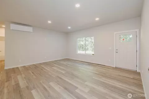 61 E Olyview Pl, Grapeview, WA 98546 photo 7