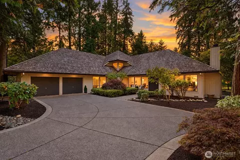 21845 NE 30th Pl, Sammamish, WA 98074