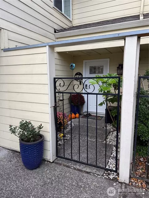 8608 NE Mason Dr #8, Vancouver, WA 98662