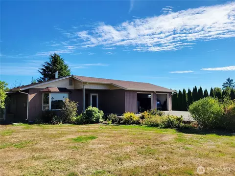 180 Rodeo Ln, Toledo, WA 98591