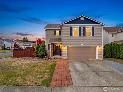 107 Voss St NE, Orting, WA 98360