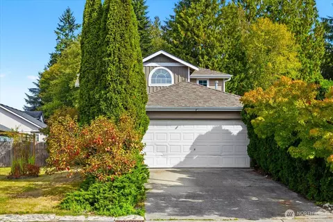 8319 1st Pl SE, Lake Stevens, WA 98258