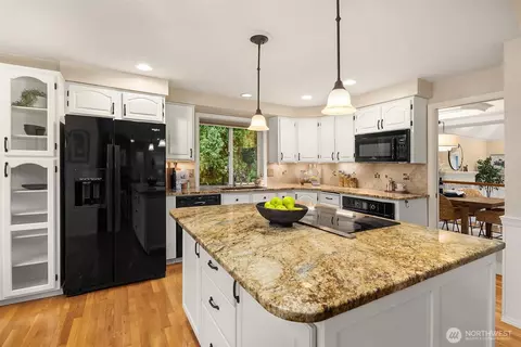 Kitchen - 1229 142nd Pl SE, Mill Creek, WA 98012 photo 4 of 4