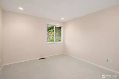 Bedroom - 1229 142nd Pl SE, Mill Creek, WA 98012 photo 5 of 5