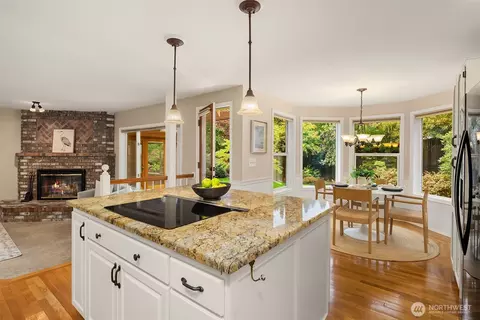 Kitchen - 1229 142nd Pl SE, Mill Creek, WA 98012 photo 3 of 4