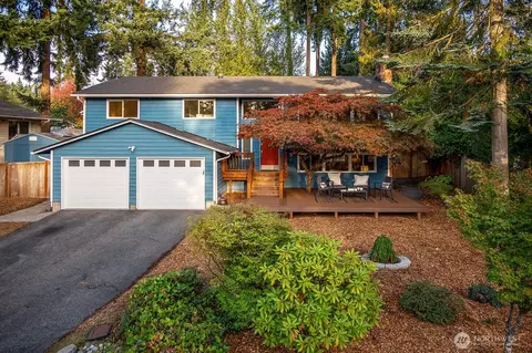 17417 71st Ave W, Edmonds, WA 98026