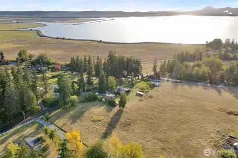 0 Walker Rd, Mount Vernon, WA 98273