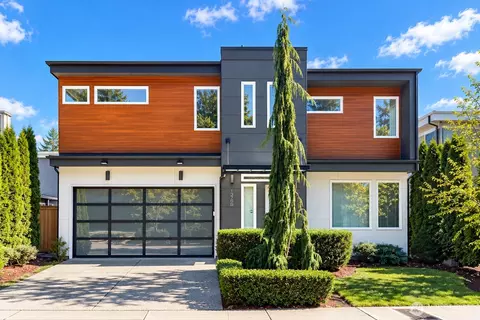13768 Wayne Pl N, Seattle, WA 98133