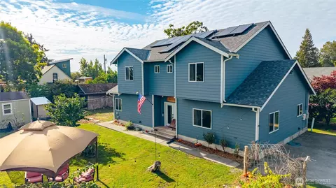 3696 Legg Rd, Bow, WA 98232
