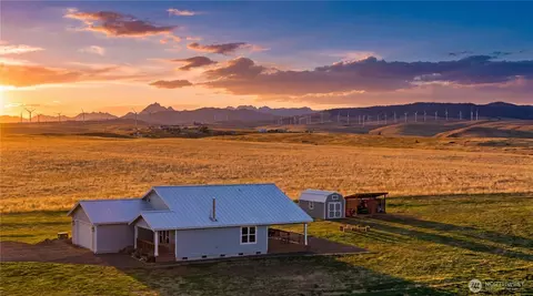 1565 Bitterbrush Dr, Ellensburg, WA 98926