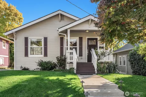 3515 SW Austin St, Seattle, WA 98126