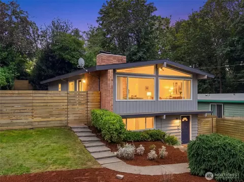 5339 S Ruggles St, Seattle, WA 98178