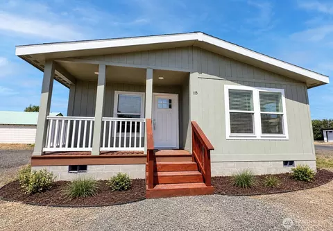 115 NE Cole St, Wilbur, WA 99185