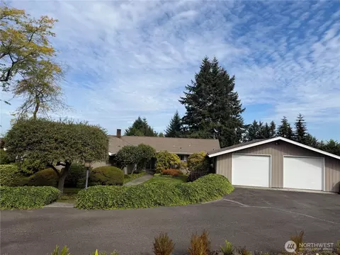 6217 Watchtower Rd NE, Tacoma, WA 98422