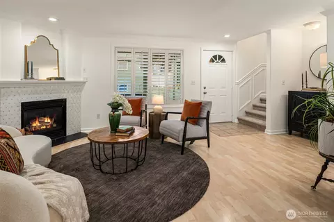 3610 36th Ave S #3-2, Seattle, WA 98144