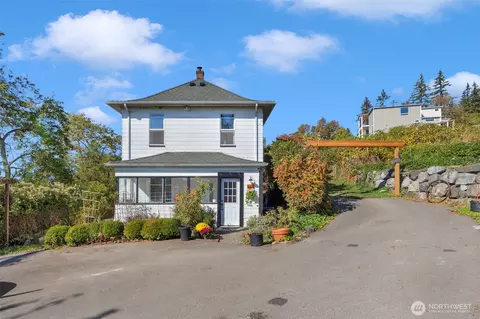 1411 Sunnyside Blvd, Lake Stevens, WA 98258
