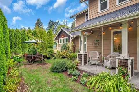160 6th Ave SE, Issaquah, WA 98027