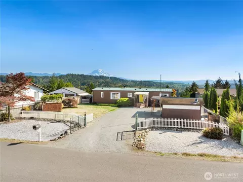 22142 133rd St E, Bonney Lake, WA 98391