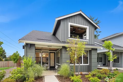 10263 135th Cir NE #33, Kirkland, WA 98033