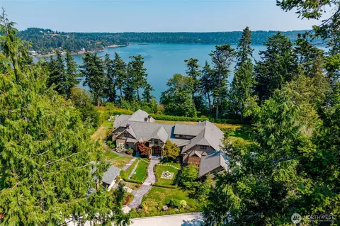 13887 Gibralter Rd, Anacortes, WA 98221