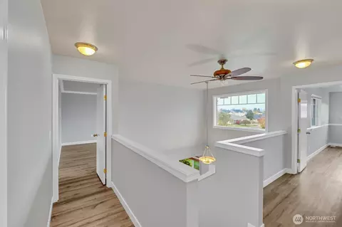 Entry Way - 1116 Williams St NW, Orting, WA 98360 photo 1 of 1