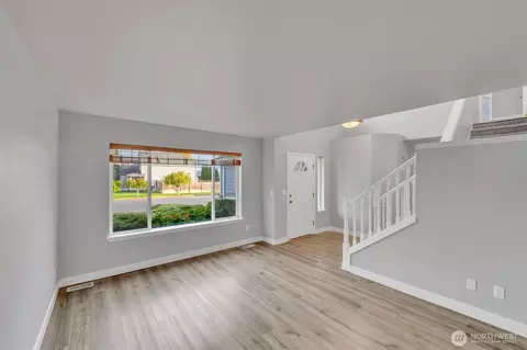 Living - 1116 Williams St NW, Orting, WA 98360 photo 1 of 7