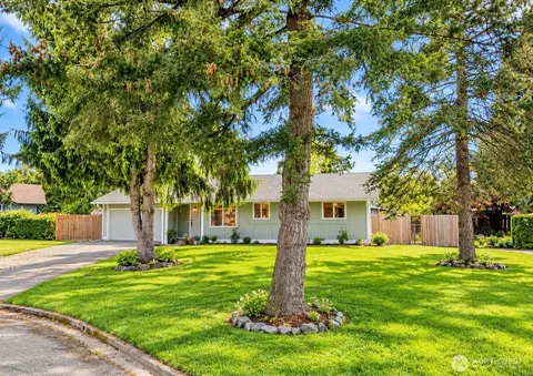 6117 Apollo Dr, Ferndale, WA 98248