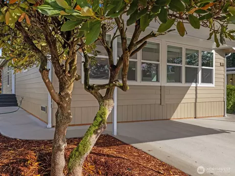 Exterior - 1725 242nd St SE #246, Bothell, WA 98021 photo 2 of 6