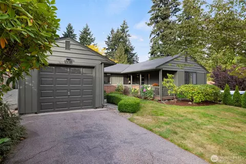 1338 N 176th St, Shoreline, WA 98133