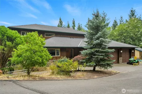 30529 290 Ave SE, Black Diamond, WA 98010