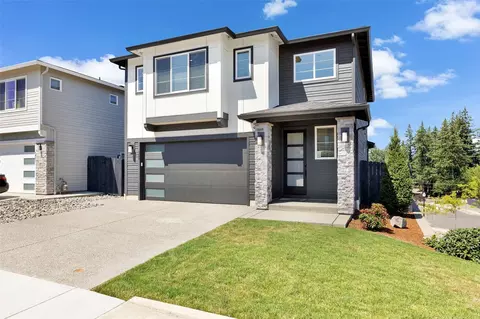 329 W Laurel St, Washougal, WA 98671