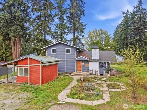 1123 Military Rd E, Tacoma, WA 98445