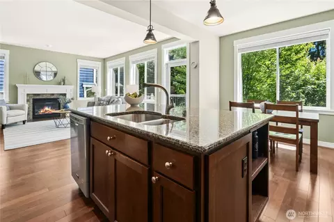 5080 163rd Pl SE, Bellevue, WA 98006