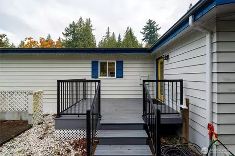 Exterior - 4290 S Pass Rd, Everson, WA 98247 photo 2 of 9