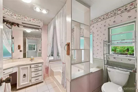 Bath - 4290 S Pass Rd, Everson, WA 98247 photo 3 of 3