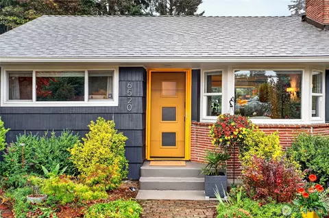 Exterior - 6520 Willow Rd, Everett, WA 98203 photo 2 of 11