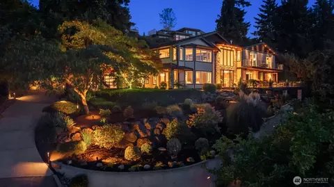 10229 NE 59th St, Kirkland, WA 98033