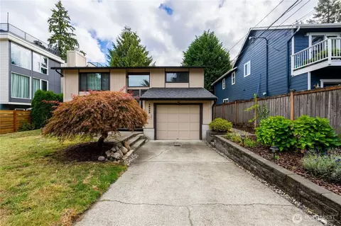 14322 Wallingford Ave N, Seattle, WA 98133
