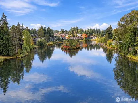 View/Area - 820 Cady Rd #E305, Everett, WA 98203 photo 2 of 5