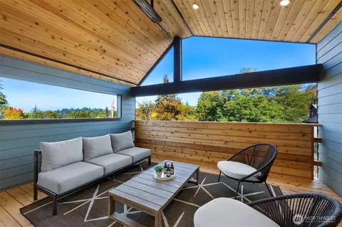 1709 Martin Luther King Jr Way, Seattle, WA 98122