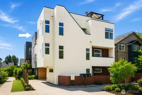 2247 NW 64th St, Seattle, WA 98107